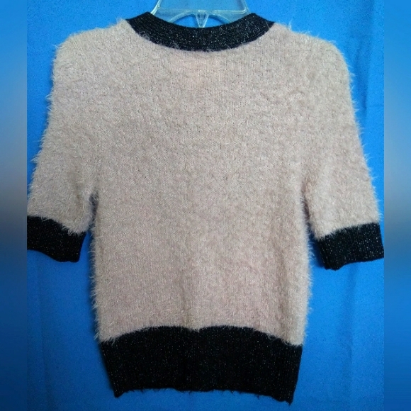 Decree fuzzy short sleeves sweater - Picture 2 of 3